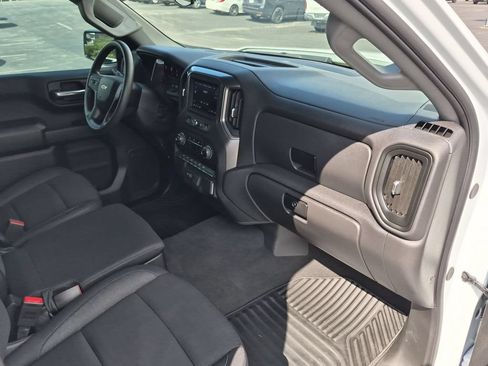 Certified 2025 Chevrolet Silverado 1500 Custom w/ LPO, Dark Essentials Package RWD image 27