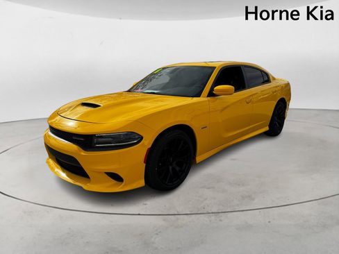 Used 2018 Dodge Charger R/T w/ Beats Audio Group image 7