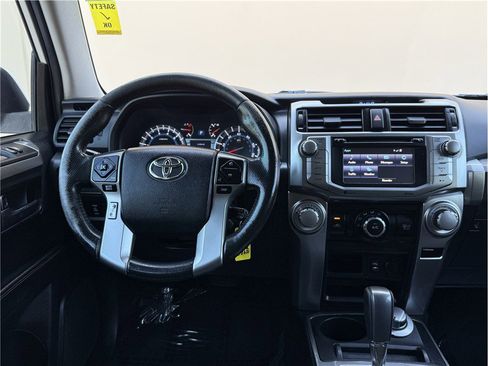Used 2014 Toyota 4Runner SR5 AWD/4WD image 16