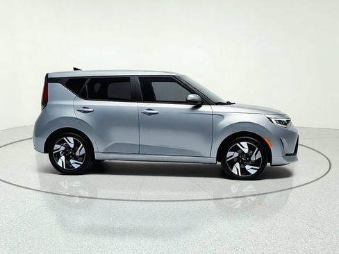 Certified 2025 Kia Soul GT-Line w/ GT-Line Technology Package FWD image 7