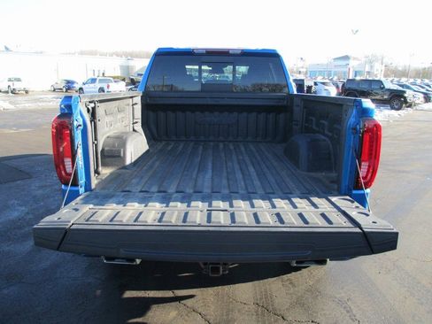 Used 2022 GMC Sierra 1500 AT4 w/ AT4 Premium Package image 8