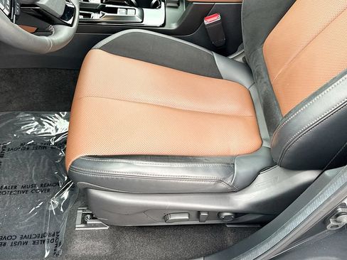 Certified 2026 Subaru Forester Touring AWD/4WD image 18