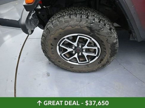 Used 2024 Jeep Wrangler Unlimited Rubicon AWD/4WD image 18
