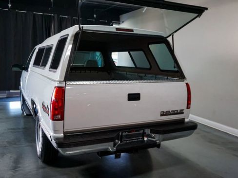 Used 1998 Chevrolet Silverado 1500 4x4 Regular Cab w/ Preferred Equipment Group 2 image 52