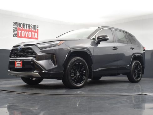 Used 2024 Toyota RAV4 XSE AWD/4WD image 33