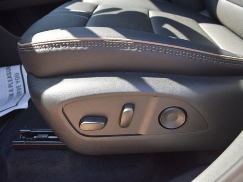 New 2026 Chevrolet Traverse High Country image 14