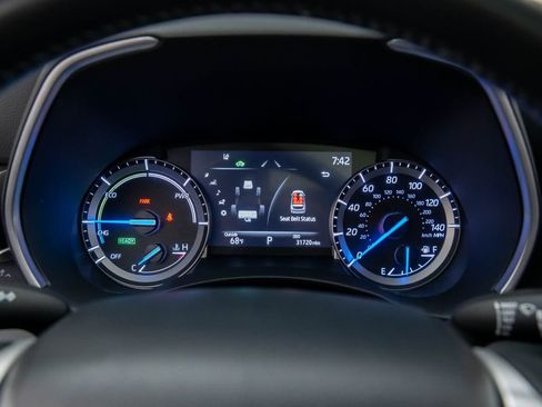 Used 2022 Toyota Highlander XLE image 21