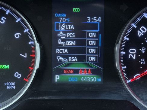 Certified 2021 Toyota RAV4 XLE image 23