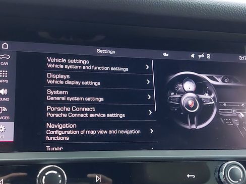 Certified 2023 Porsche Macan AWD/4WD image 24
