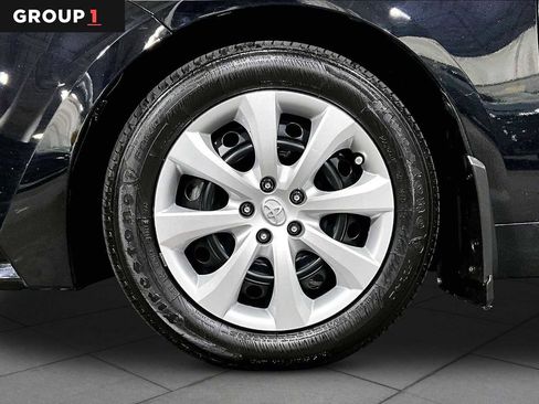 Used 2024 Toyota Corolla LE FWD image 11