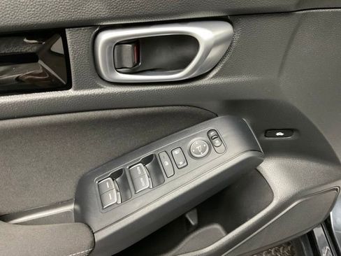 Certified 2024 Honda Civic EX image 10