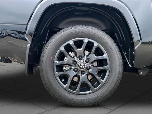 New 2026 Toyota Tundra Platinum AWD/4WD image 11