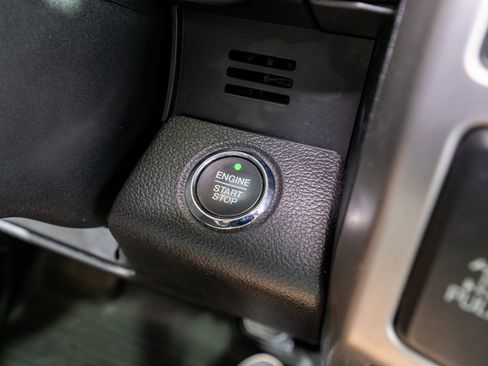 Used 2019 Ford F150 Platinum w/ Equipment Group 701A Luxury AWD/4WD image 36