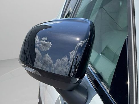 New 2026 Volvo XC40 B5 Plus w/ Protection Package Premier AWD/4WD image 27
