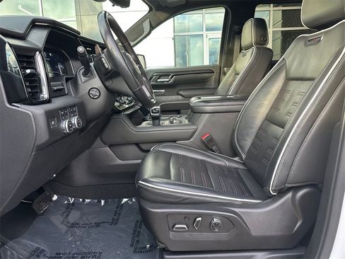 Used 2022 GMC Sierra 1500 AT4X image 53