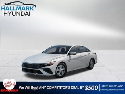 New 2026 Hyundai Elantra SE