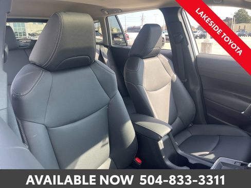 Certified 2026 Toyota Corolla Cross XLE w/ Convenience Package image 16