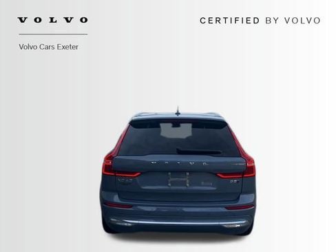 Certified 2023 Volvo XC60 B5 Plus AWD/4WD image 8