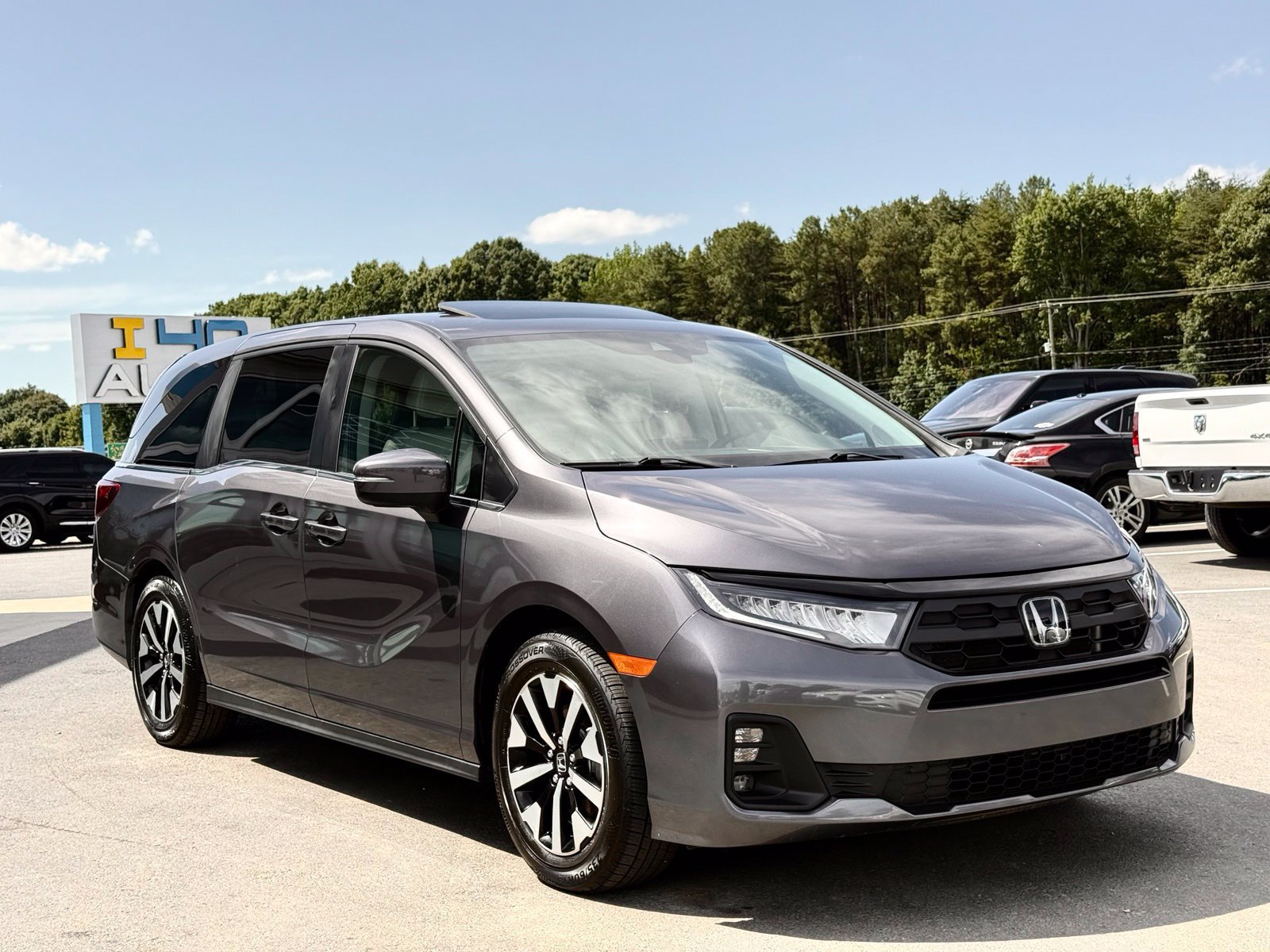 Used 2025 Honda Odyssey EX-L image 5