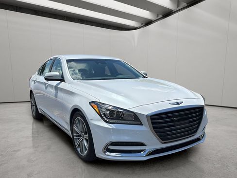 Used 2019 Genesis G80 3.8 RWD image 7