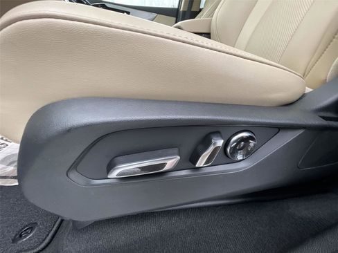 Used 2023 Acura MDX SH-AWD w/ Technology Package image 13