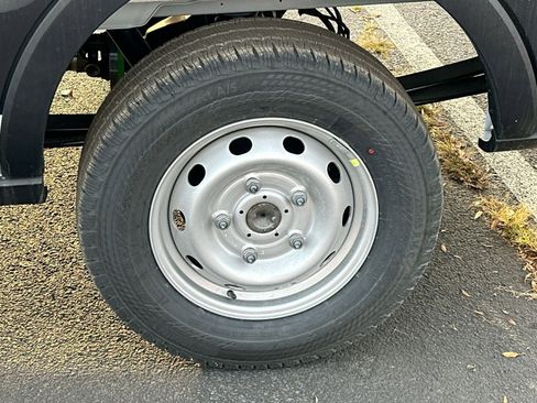 New 2026 Ford Transit 250 148 Medium Roof w/ Load Area Protection Package image 12