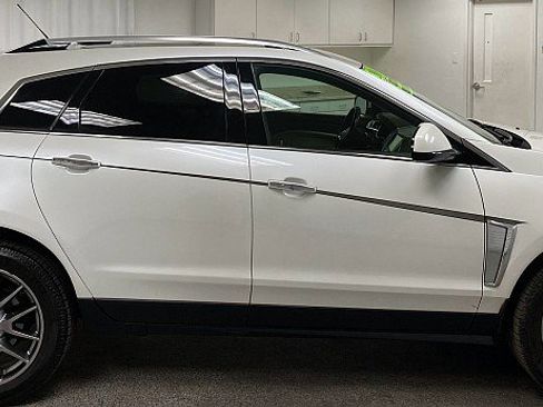 Used 2016 Cadillac SRX Premium w/ Driver Assist Package image 4