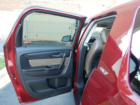 Used 2016 GMC Acadia SLT w/ Premium Edition AWD/4WD image 15