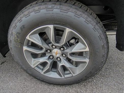 New 2026 Chevrolet Silverado 1500 LT w/ Z71 Off-Road Package image 9