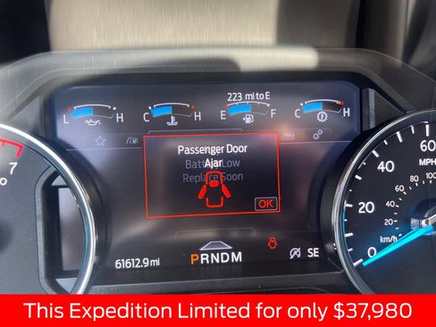 Used 2021 Ford Expedition Limited AWD/4WD image 12