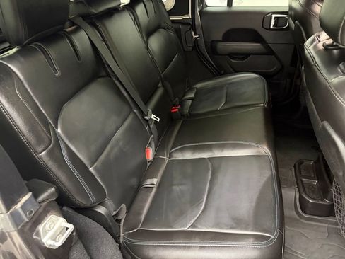 Used 2021 Jeep Wrangler Unlimited Rubicon 4xe w/ Steel Bumper Group image 44