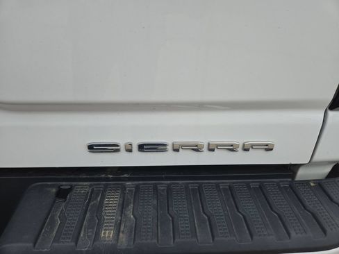 Used 2021 GMC Sierra 2500 Denali w/ Denali Ultimate Package AWD/4WD image 12