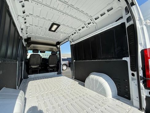Used 2026 RAM ProMaster 2500 w/ Convenience Group FWD image 40