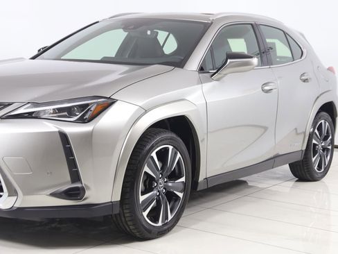 Used 2022 Lexus UX 250h w/ Premium Package AWD/4WD image 58