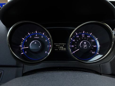 Used 2011 Hyundai Sonata SE w/ Navigation & Sunroof Pkg 4 FWD image 39