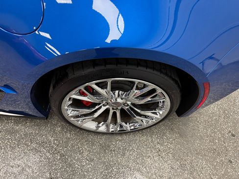 Used 2016 Chevrolet Corvette Z06 w/ 3LZ Preferred Equipment Group image 26