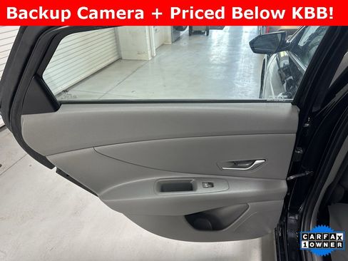 Used 2022 Hyundai Elantra SEL w/ Cargo Package image 18