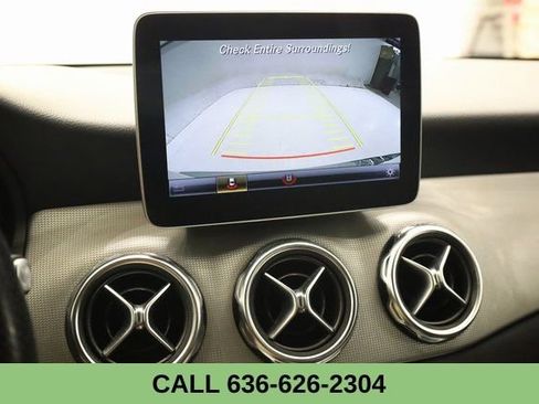 Used 2020 Mercedes-Benz GLA 250 4MATIC w/ Convenience Package image 21