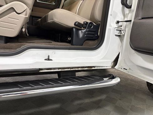 Used 2010 Ford F150 XLT AWD/4WD image 30