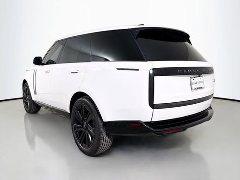 Certified 2023 Land Rover Range Rover SE image 7