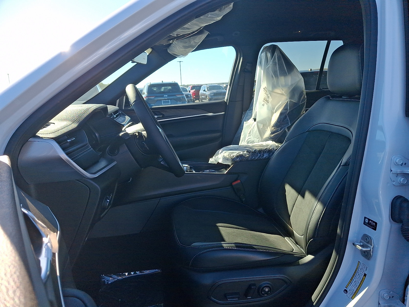New 2026 Jeep Grand Cherokee Altitude AWD/4WD image 6