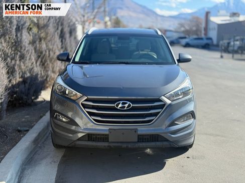 Used 2016 Hyundai Tucson SE w/ Option Group 02 image 2