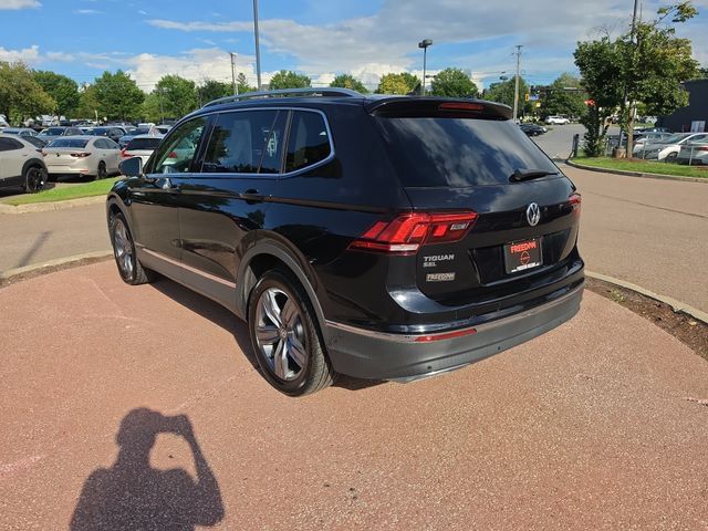 Used 2020 Volkswagen Tiguan SEL FWD image 3