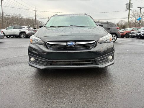 Used 2022 Subaru Impreza Premium image 2