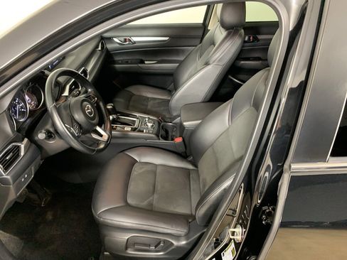 Used 2020 MAZDA CX-5 Touring image 28