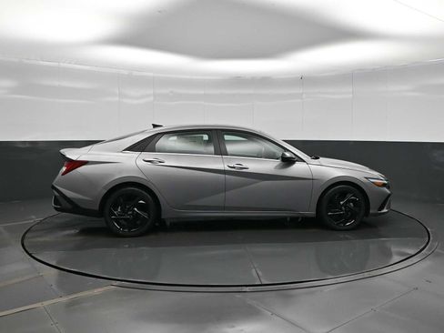 New 2026 Hyundai Elantra SEL Sport Premium image 9