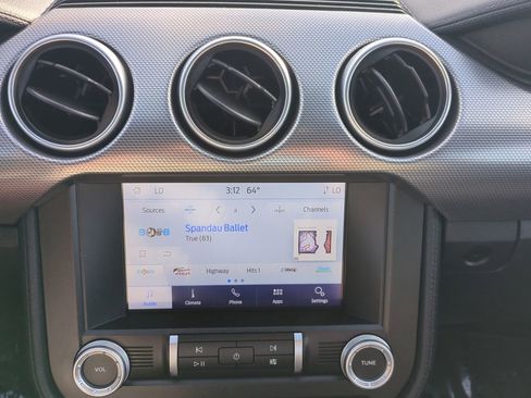 Used 2021 Ford Mustang GT w/ Equipment Group 301A image 17