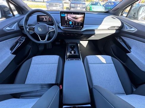 New 2025 Volkswagen ID.4 Pro image 13