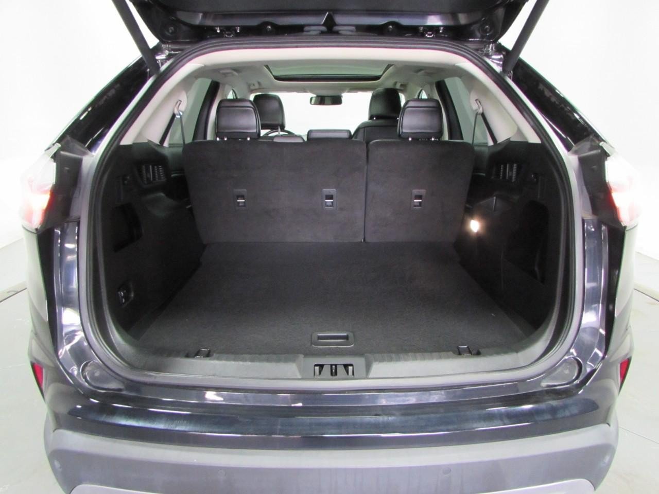 Used 2024 Ford Edge SEL w/ Convenience Package AWD/4WD image 11