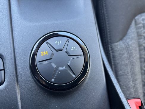 New 2025 Ford Ranger XLT w/ Equipment Group 301A High image 30